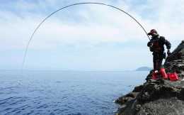 釣魚用什麼樣魚竿，看魚情才是關鍵