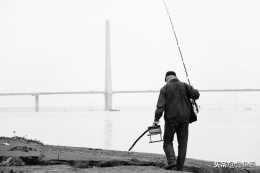 垂釣誤區：釣齡久就代表釣技強？不，提升釣技方法比時間重要