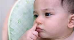 寶寶愛吃"鼻屎"的真相，答案讓很多父母出乎意料。你知道嗎？