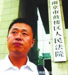 2006年彭宇撞人案:老人去世後他才承認撒謊，曾利用輿論擺脫責任