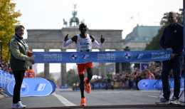 基普喬格再破男子馬拉松世界紀錄