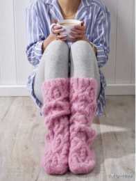 棒針基礎「棒針花樣」柔軟的粉色半筒襪，保暖又舒服適合秋冬季