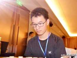 趙鑫鑫旗下悍將，才十九歲，就晉升象棋大師，參賽十三步擊敗名手