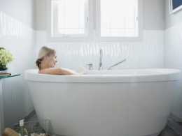 早上洗澡和晚上洗澡，哪種對健康更有益？看完便不用再糾結了
