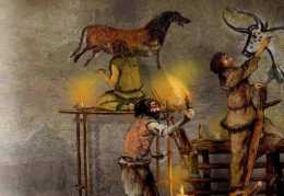 從“摩擦生火”到“用電打火”，古人的生火方式體現了文明的進步
