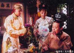 《康熙王朝》裡，蘇麻喇姑被活埋前，為何太監要在她頭上倒石灰？
