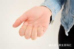 手指上面的“筲箕”與健康有關係？真的是一籮窮，二籮富嗎？
